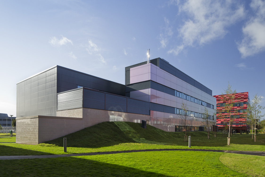 Energy Technologies Building, Nottingham – Sustainably Clad with ...